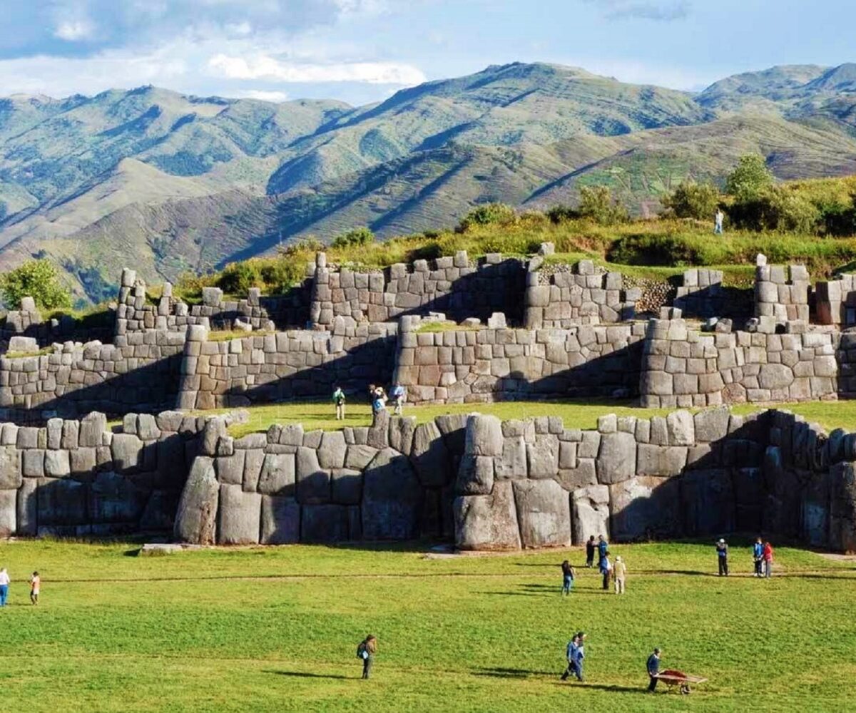 Sacsayhuaman